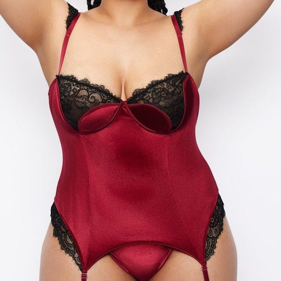 Georgine Velvet And Lace Corset Persian Red - Picture 12 of 12